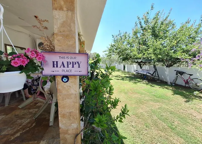 Inci Pensión Çeşme